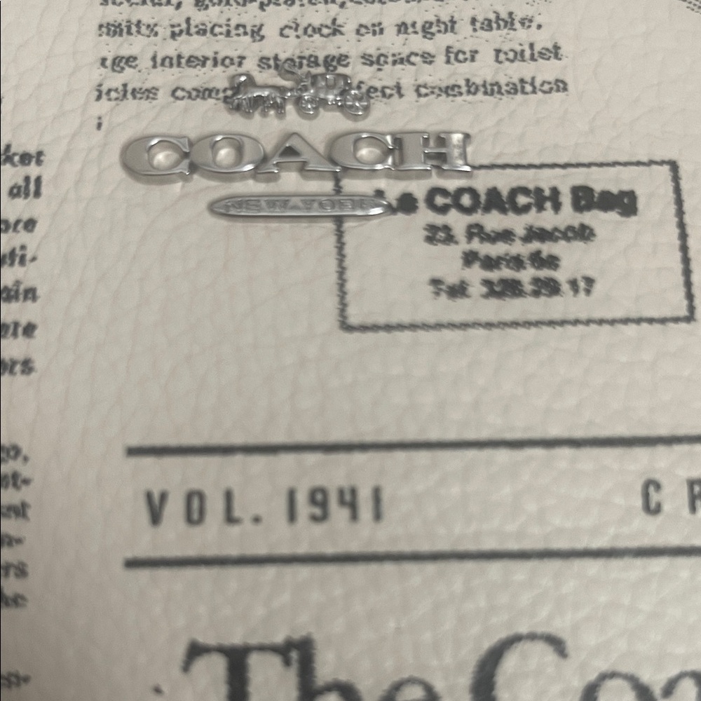 RESERVED🛍️Coach Outlet Large Corner Zip Wristlet with Newspaper Print - Picture 11 of 12